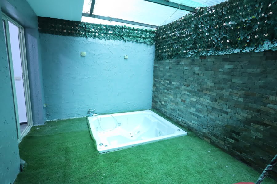 Back side area with private jacuzzi in a ground floor for rent in maadi
