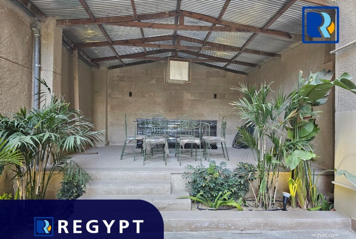 Outdoor space for rent in maadi sarayat