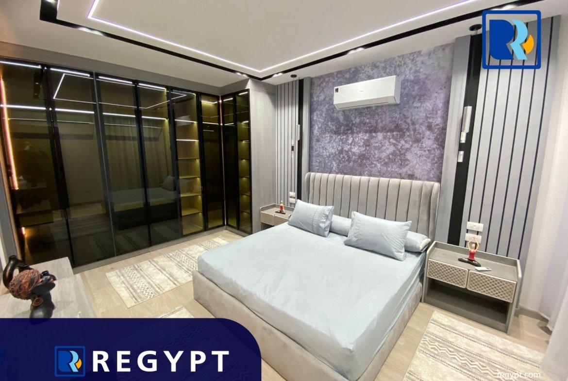Furnished Bedroom in a High-end Apartment For Rent