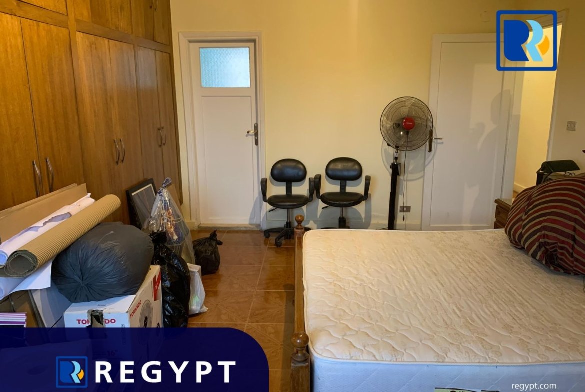 First bedroom with queen bed in amazing furn apartment