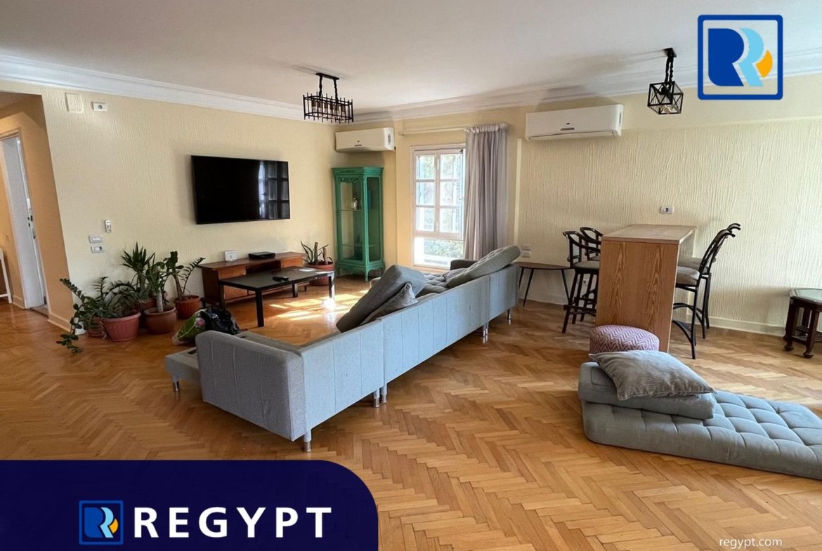 wide reception with natural sunlight