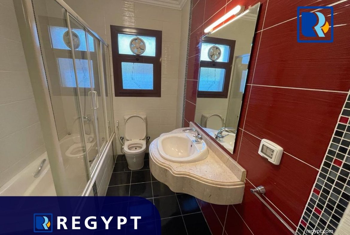 Main bathroom in a Apartment For Rent In Sarayat