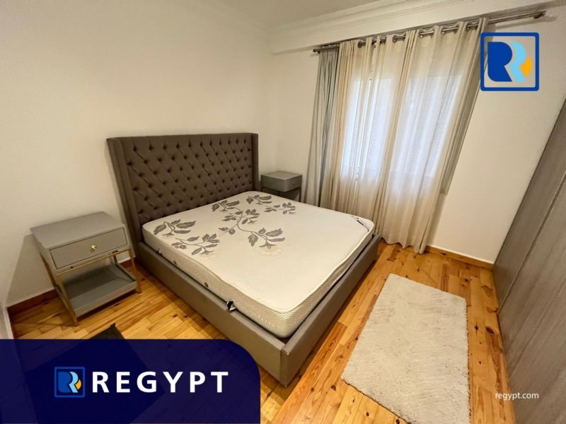 Bedroom with queen beds