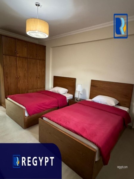 Bedroom with two small beds in cozy ground floor for rent