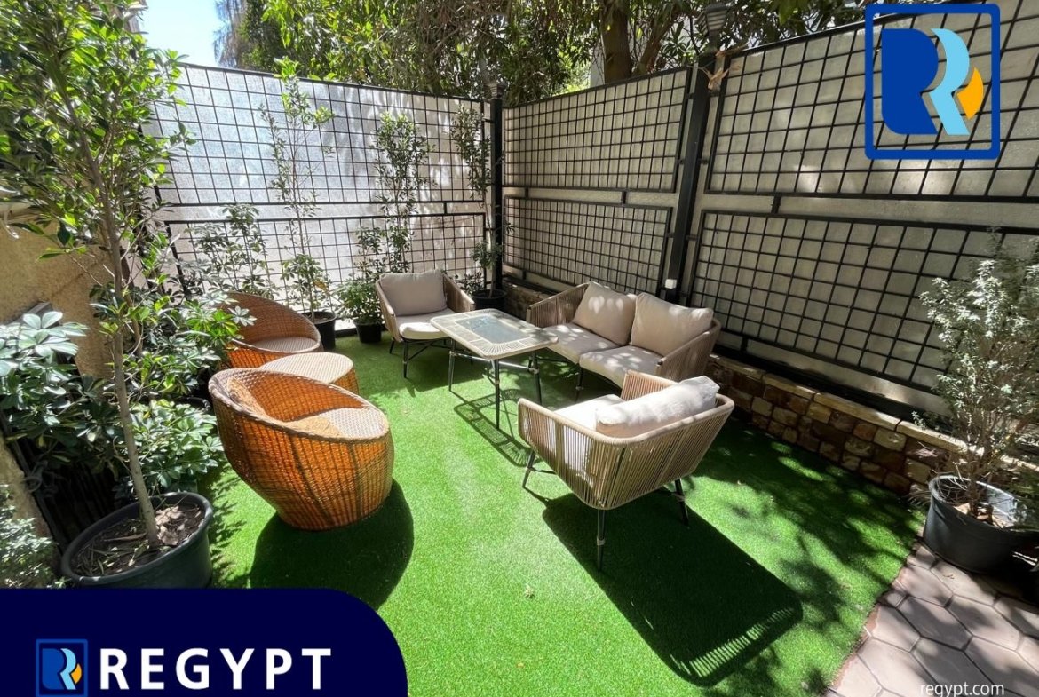 Ground-floor with Stunning Garden and sunny atmosphere in maadi sarayat