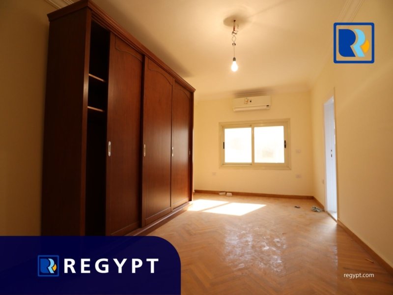 Semi Furnished Penthouse for rent in maadi sarayat in cairo